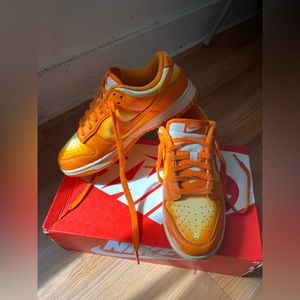 Nike dunk low Magma Orange